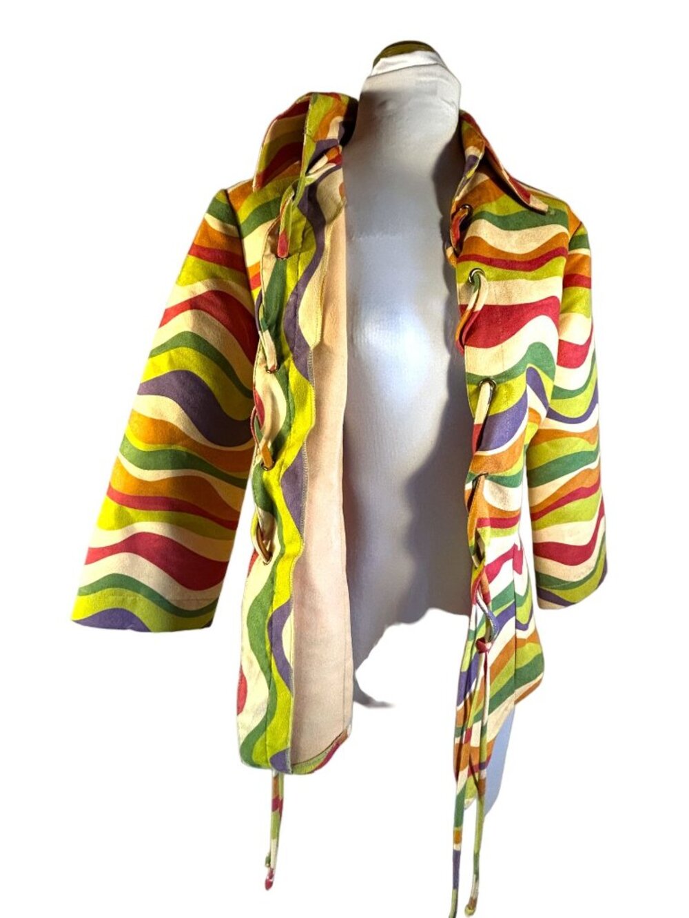 Vintage Annalese Multicolor Wave Print Jacket With Lace-Up Front & Tailored Fit - Picture 8 of 8